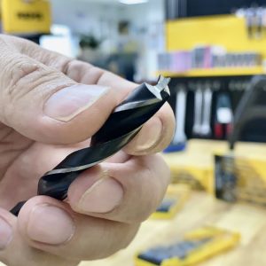 Mũi định tâm trên khoan gỗ xoắn vỏ đỗ FAMAG 3501