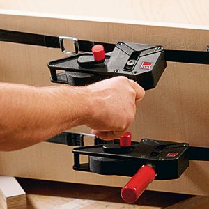 Thi công hộp gỗ đa giác dùng cảo dây BESSEY