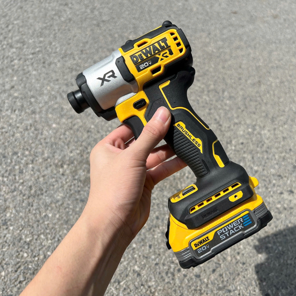 ay_van_vit_dung_pin_20v_dewalt_dcf845_f19e0e377bdb450ea534e584d462c070_grande